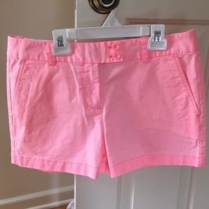 Vineyard Vine Pink shorts